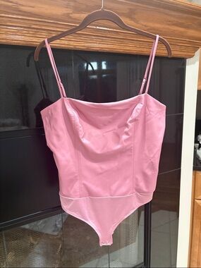 NWT Express women’s faux leather pink tank bodysuit thong stretchy size Large